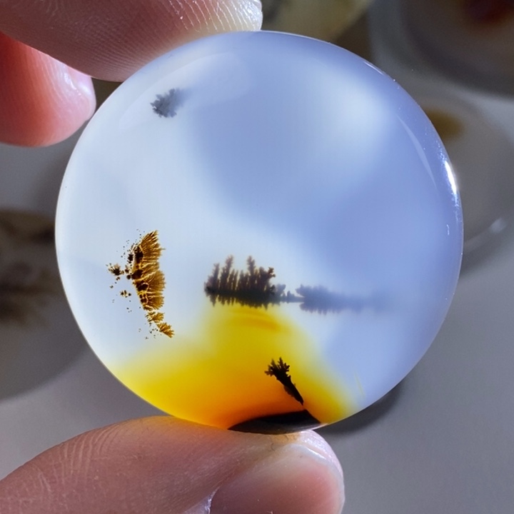 石***狂玛瑙/玉髓未镶嵌珠宝奇石