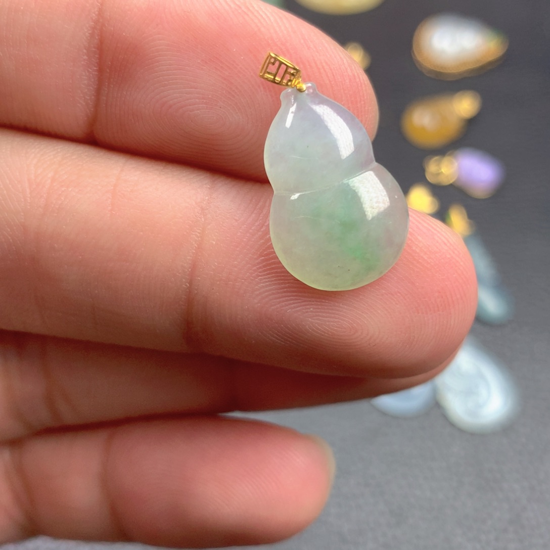 【闪购商品】颈饰18K金镶嵌翡翠翡翠