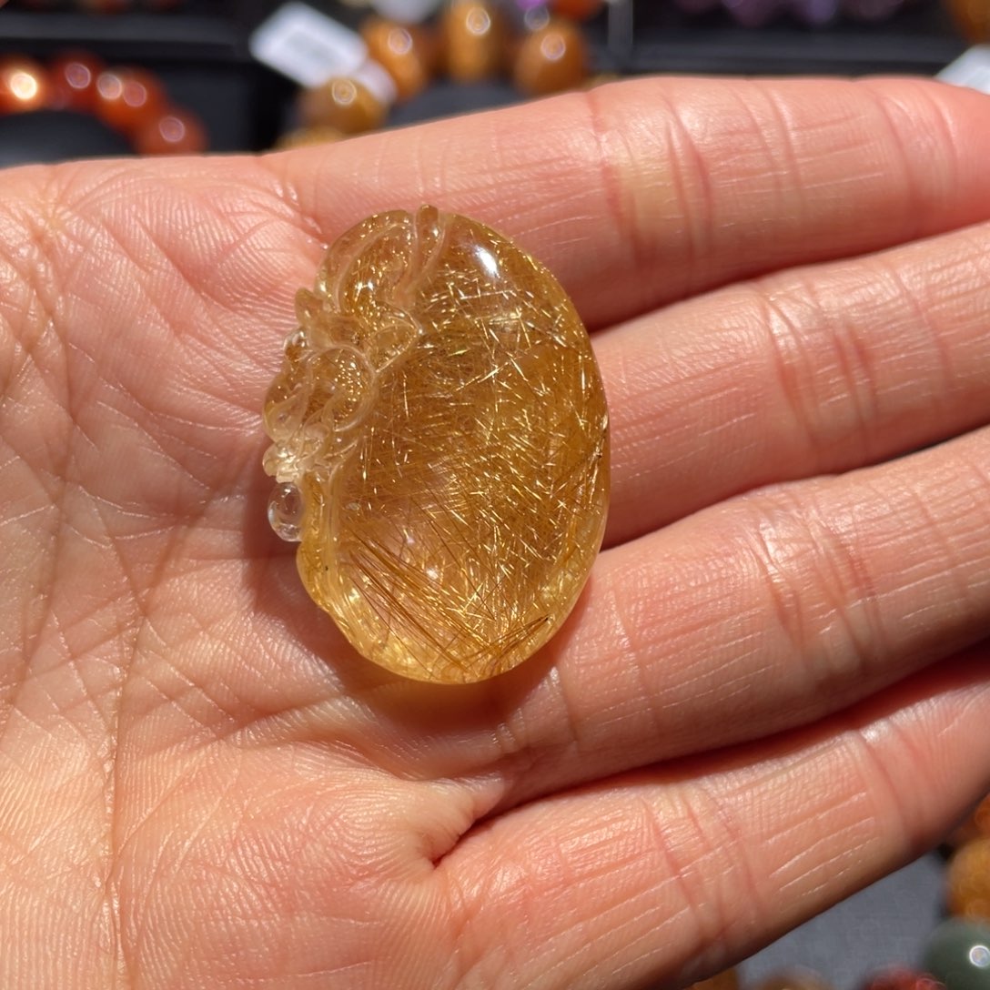 水晶吊坠未镶嵌发晶福瓜