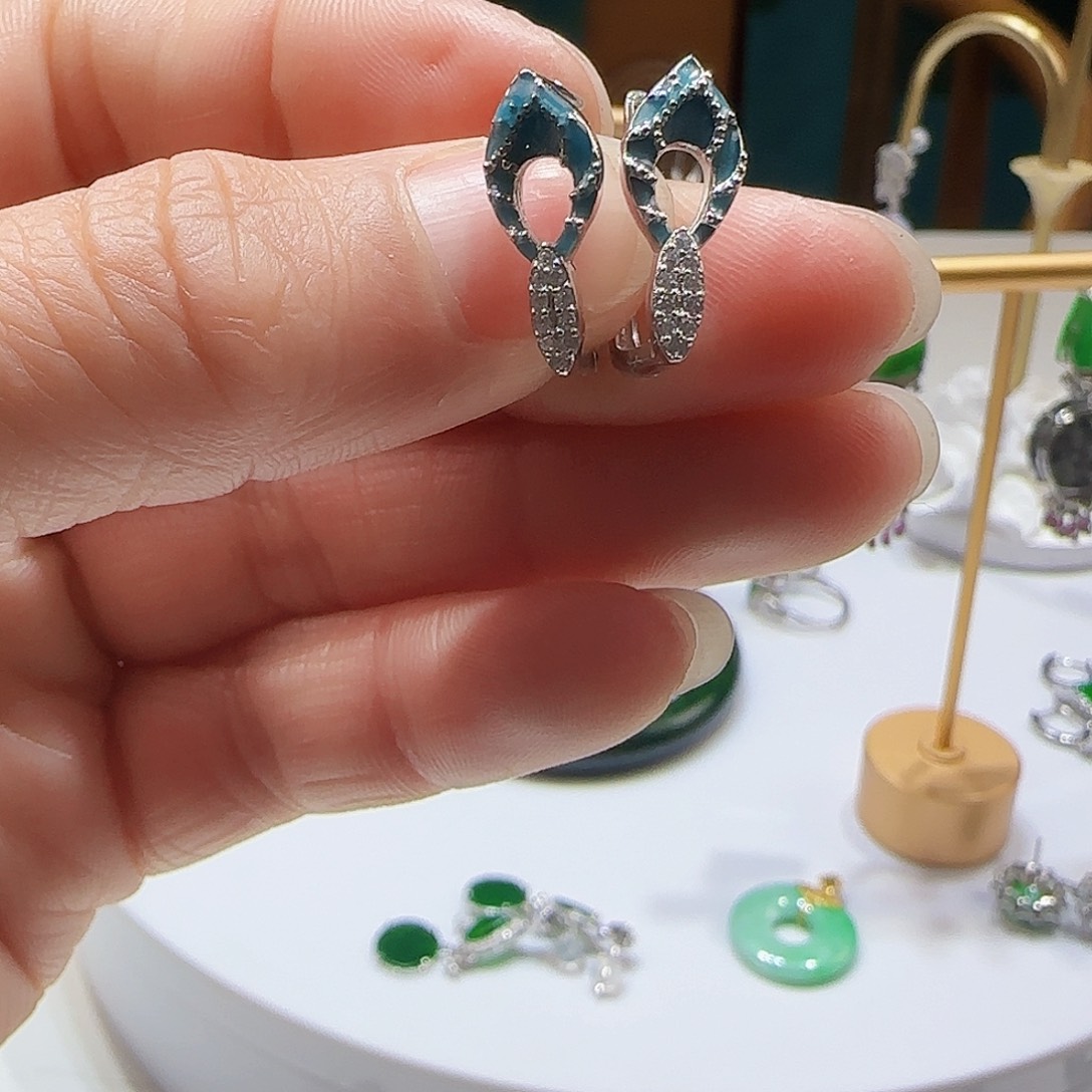 翡翠耳饰银S925镶嵌天然缅甸a货翡翠