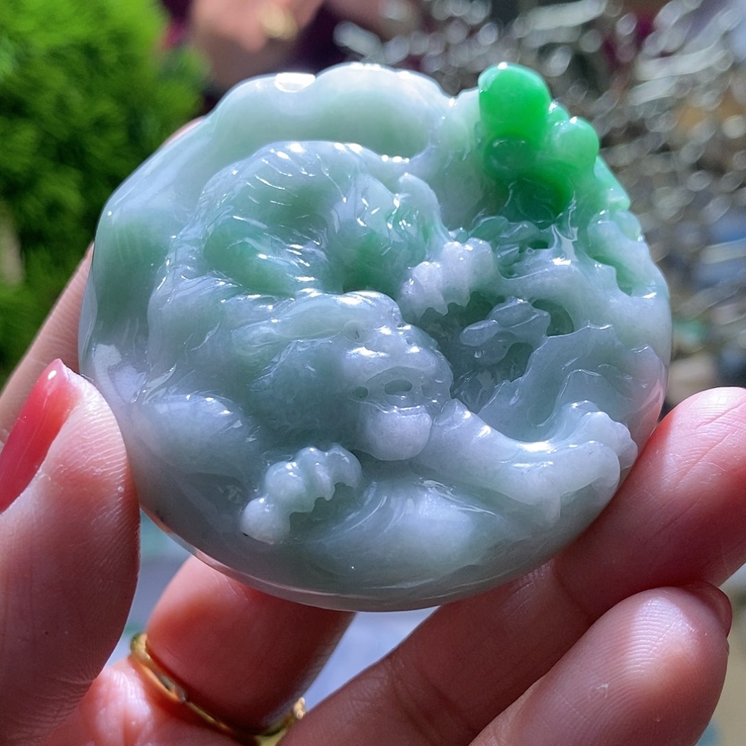 【闪购商品】翡翠颈饰未镶嵌虎