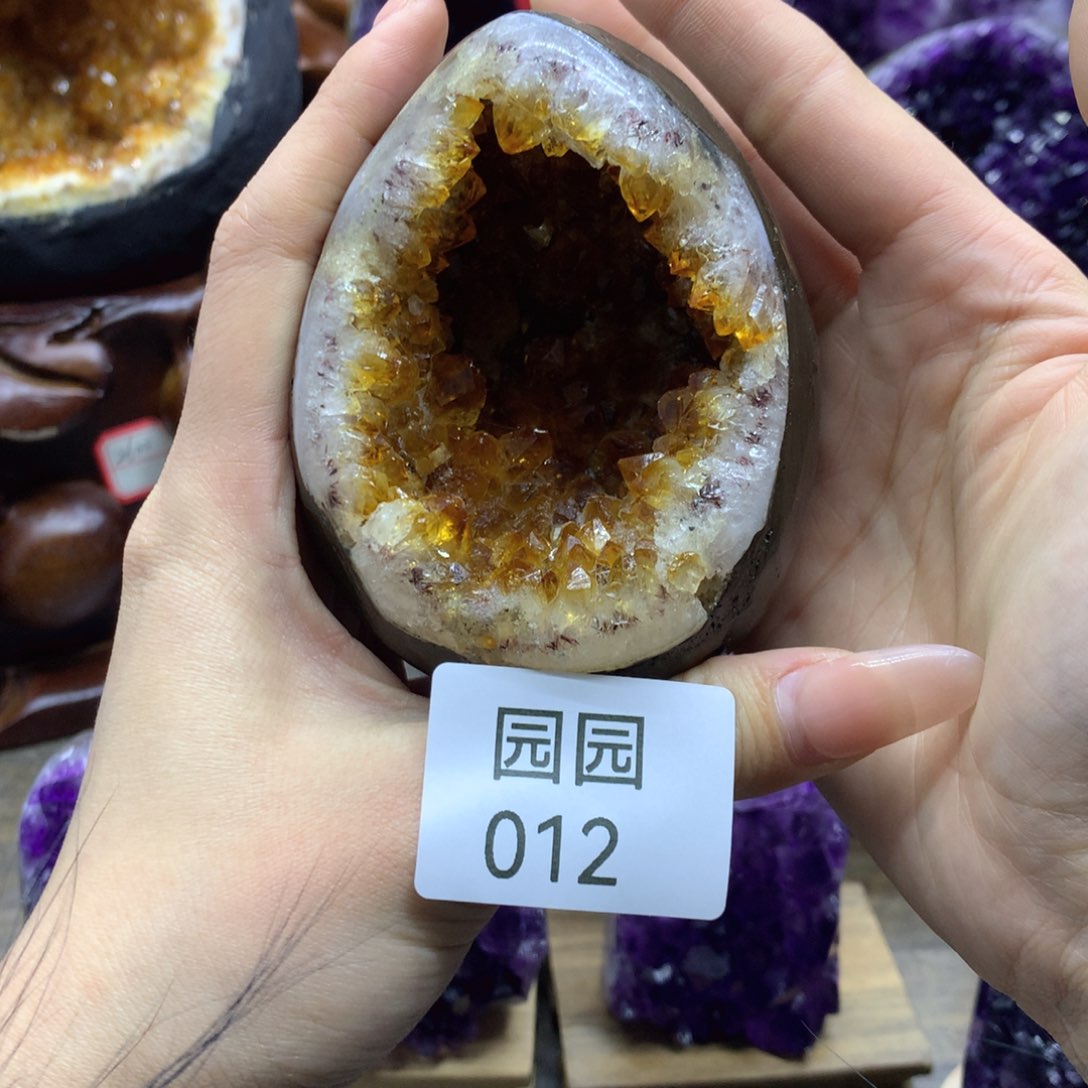 紫晶大型摆件（非配饰）未镶嵌