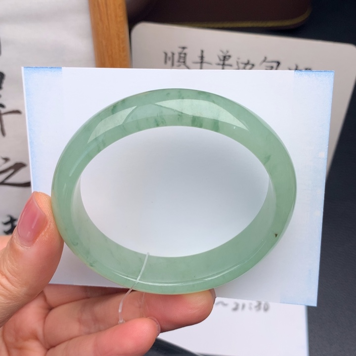 翡翠颈饰未镶嵌翡翠手镯贵妃53有包容