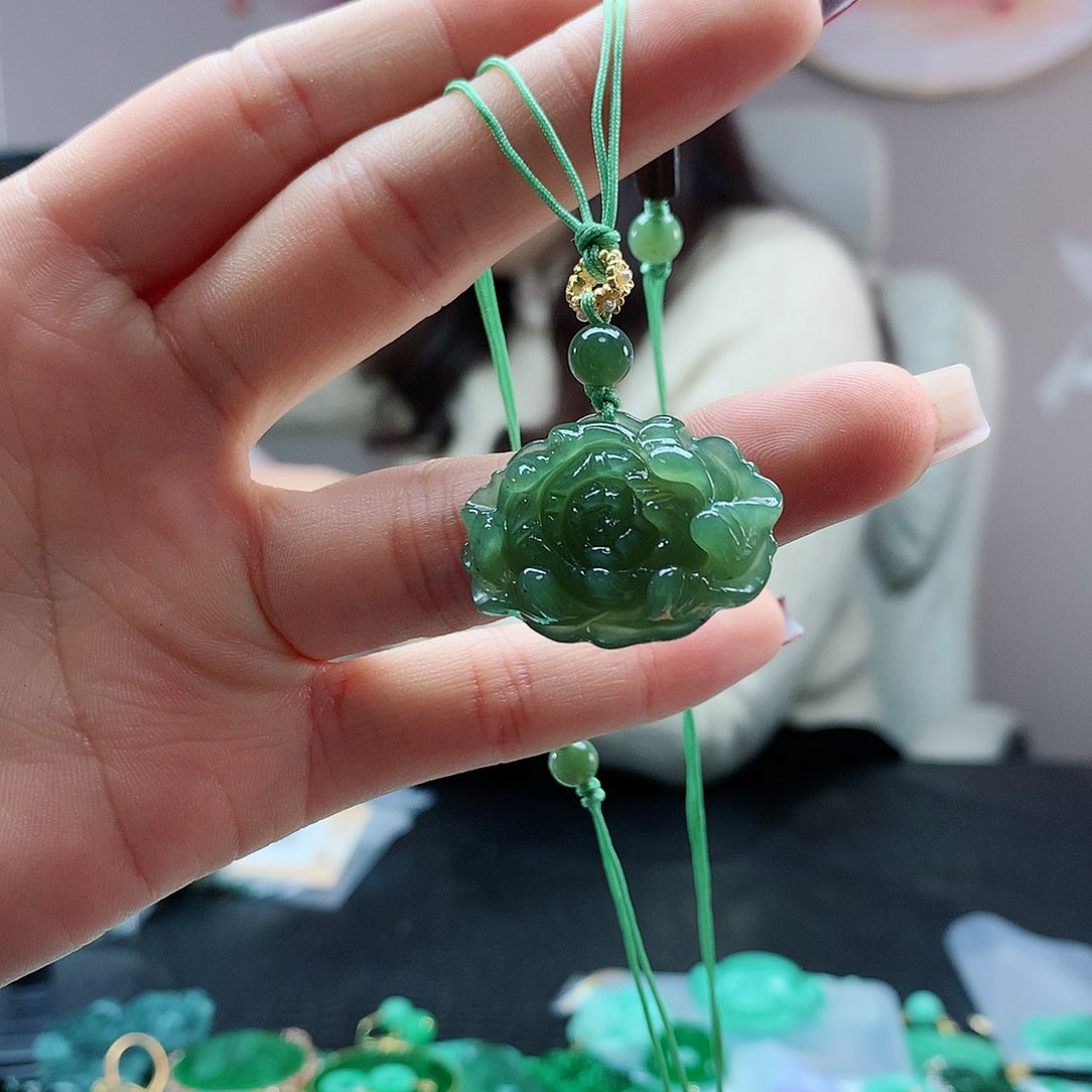 【闪购商品】和田玉颈饰未镶嵌