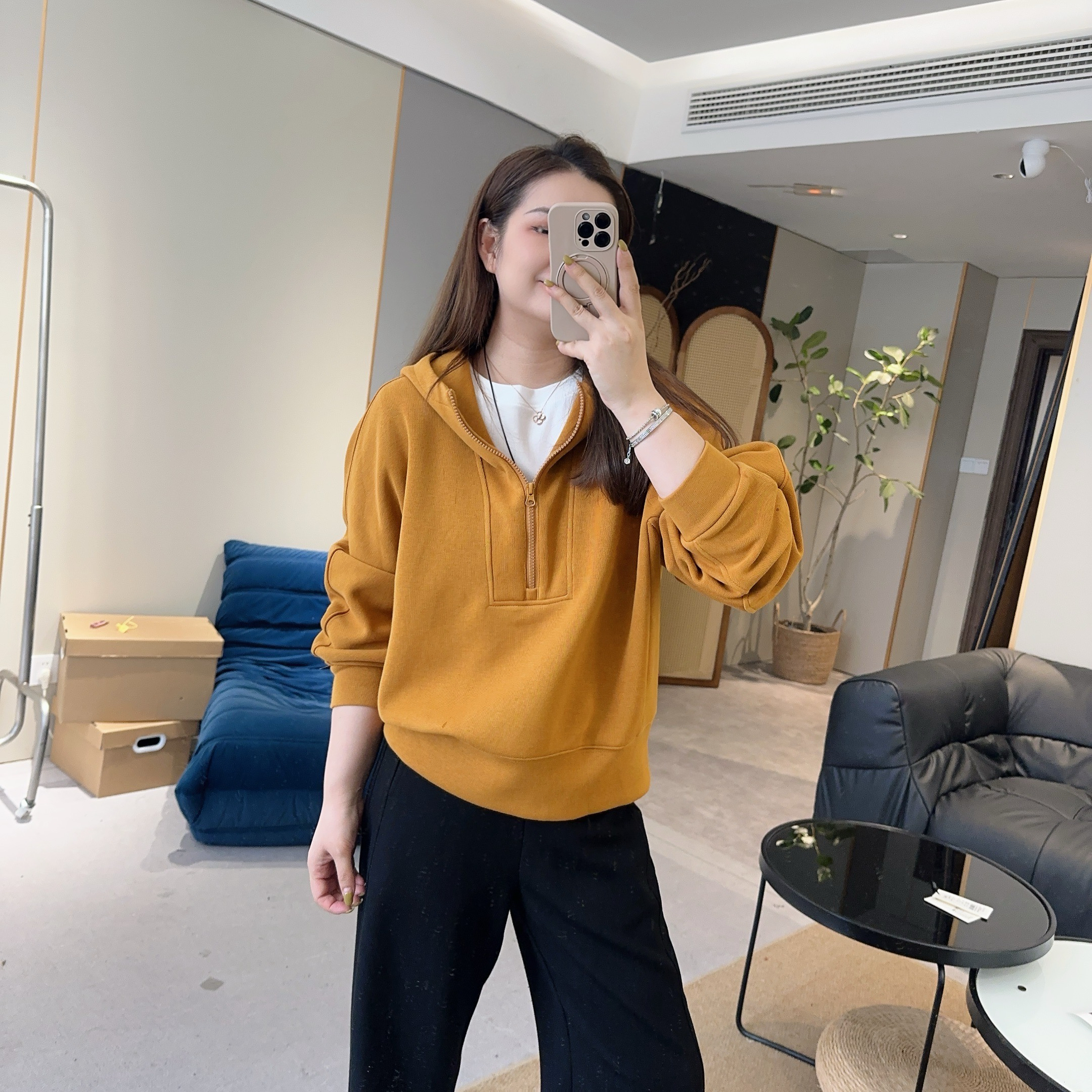 【欧加粒粒】半拉链连帽套头卫衣宽松休闲纯色百搭遮肉 D25091915