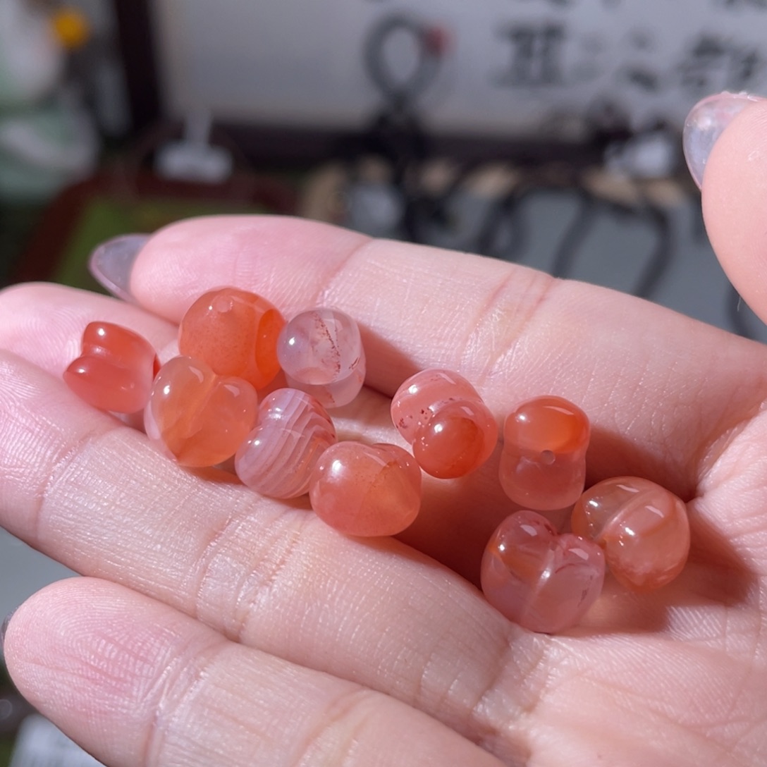 南红玛瑙未镶嵌挂件10025