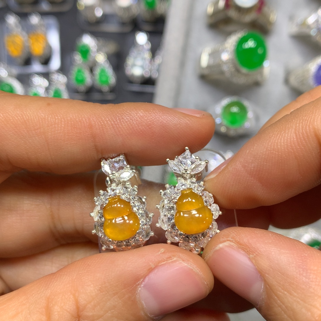 定制翡翠未镶嵌时尚买断不退