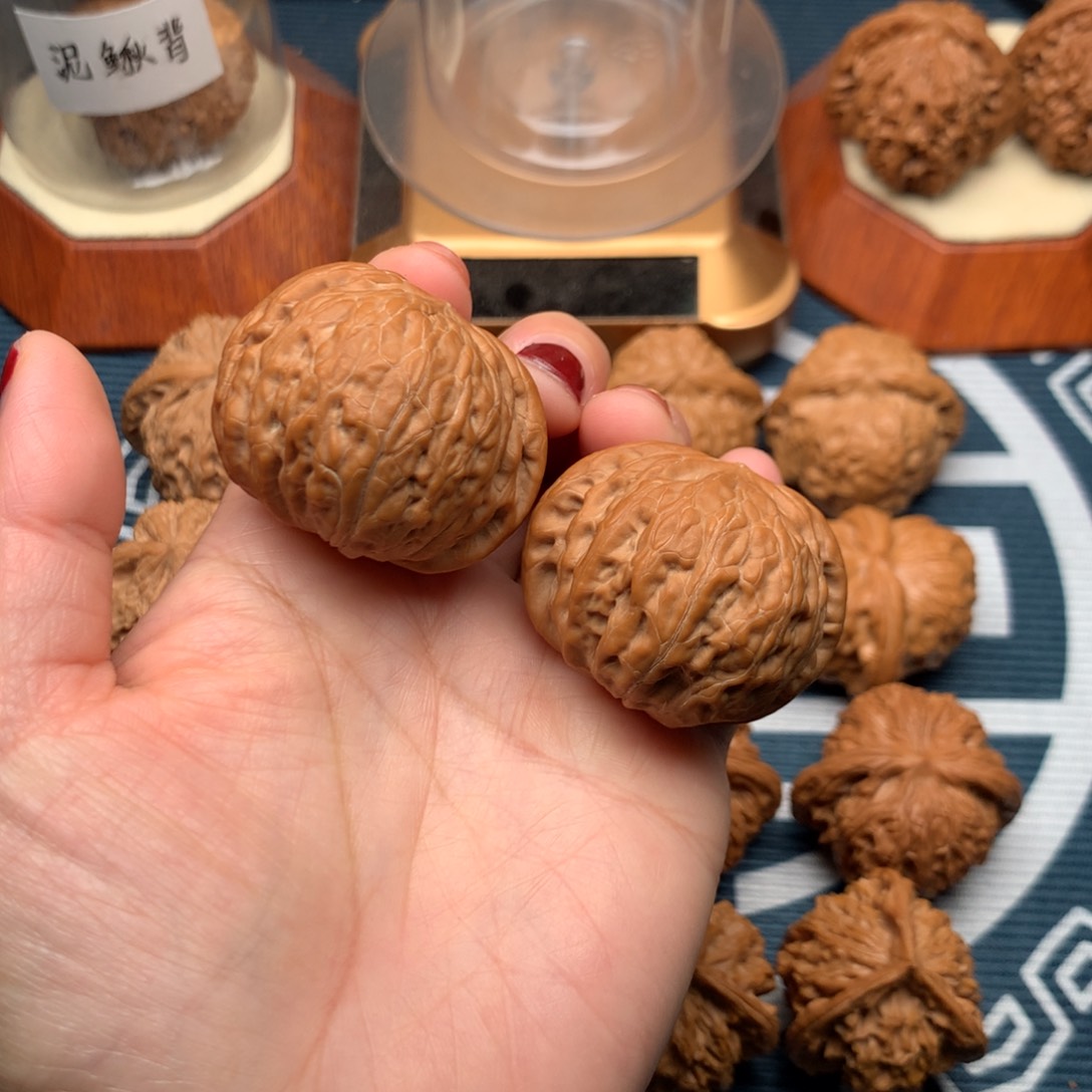 文玩核桃把件妻*盐铁锤