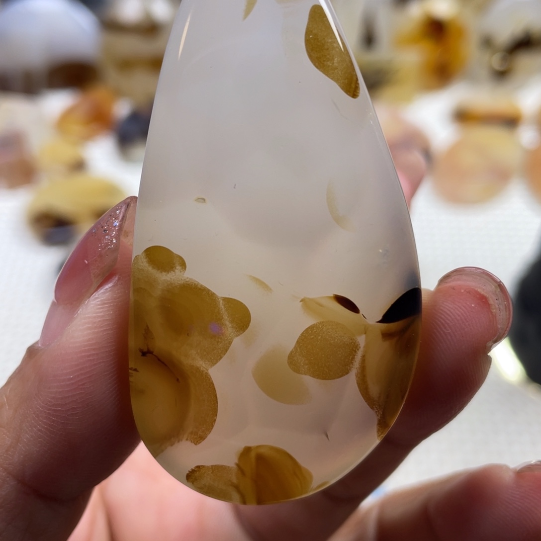 玛瑙/玉髓未镶嵌颈饰