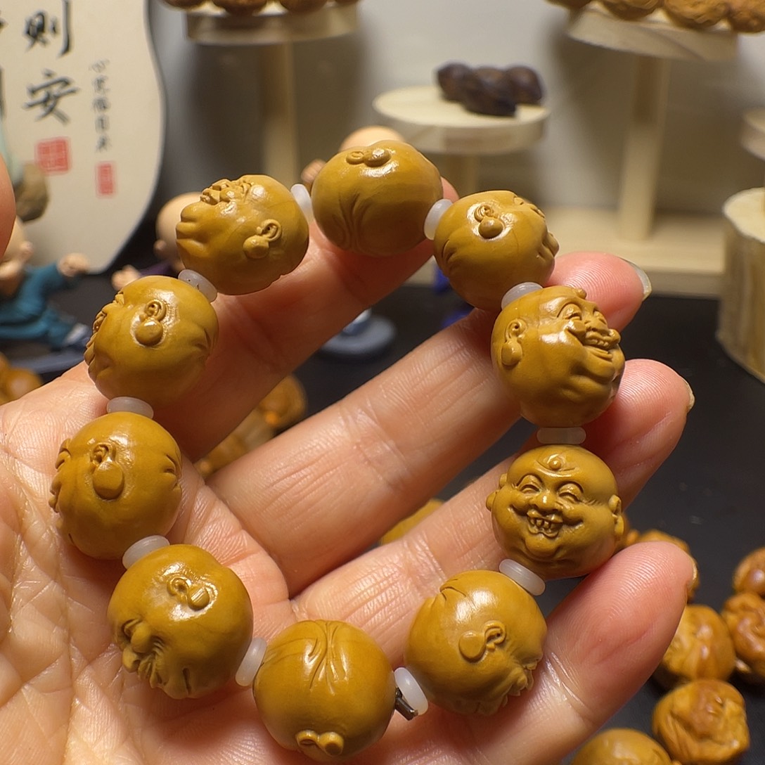 手串橄榄核qrttyui