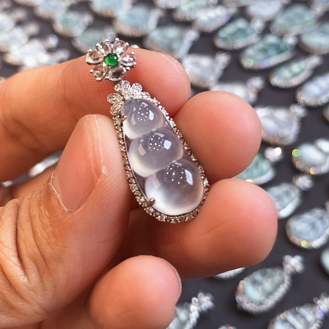 翡翠颈饰18K金镶嵌啊啊啊啊啊