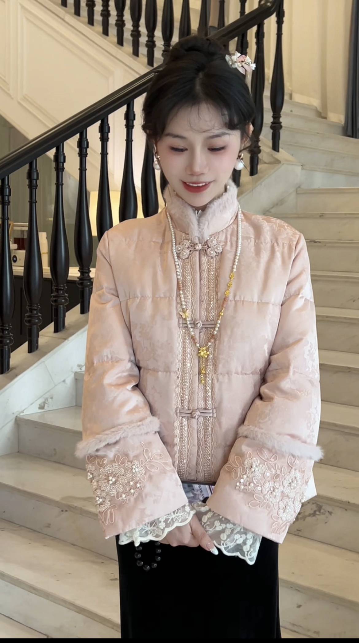 2025新款新中式冬公主风提花百搭立领白鸭绒保暖法式中国风羽绒服