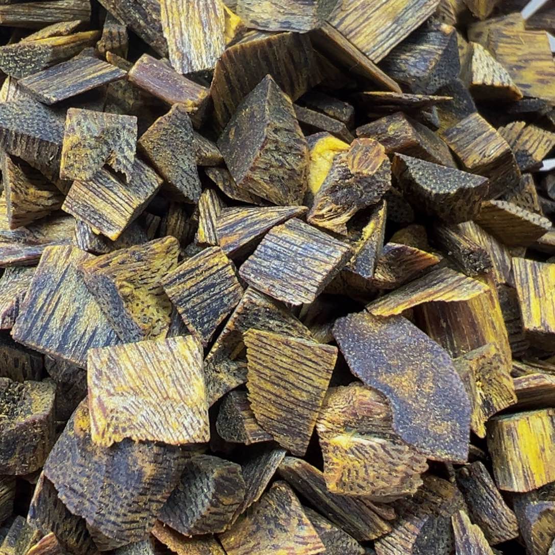 沉香沉香碎屑绿奇楠沉香乌身圆叶高端大米粒30克