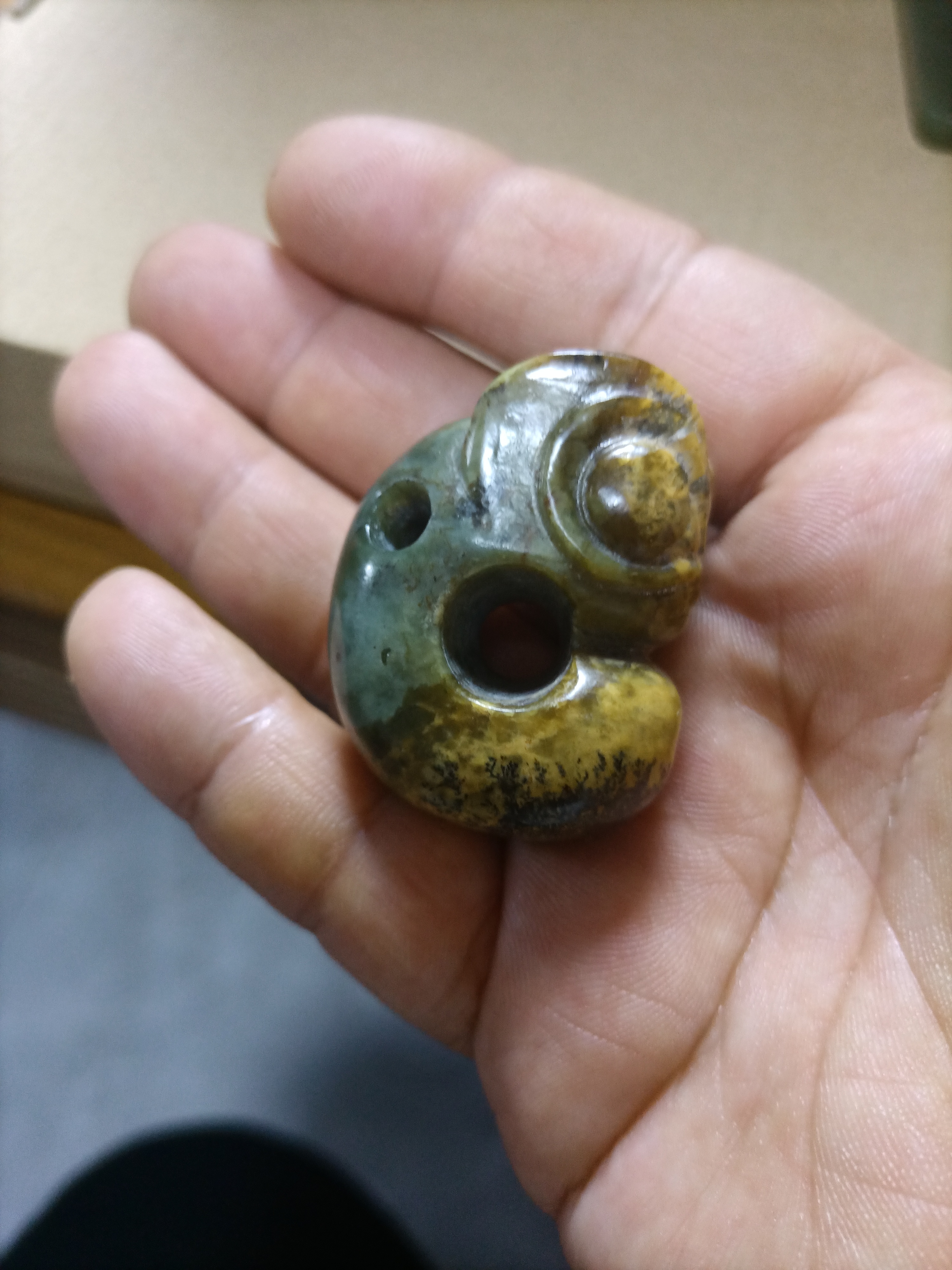 岫岩老玉透闪石玉河磨玉