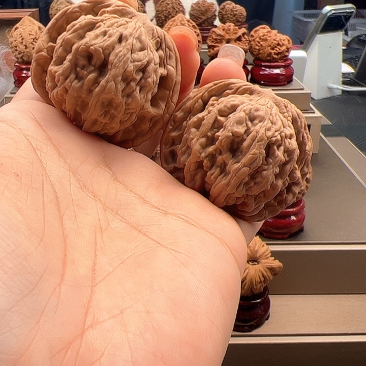 把件文玩核桃43 虎头 o-040