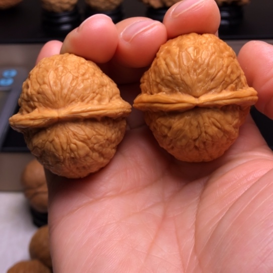 文玩核桃把件太阳系元宝34