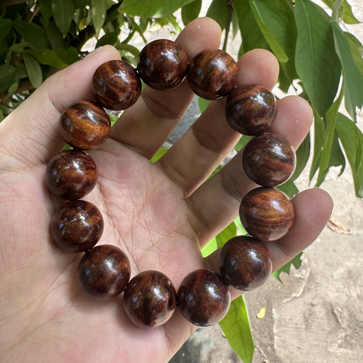 【抢购】海南黄花梨1.8手串(多样发一)