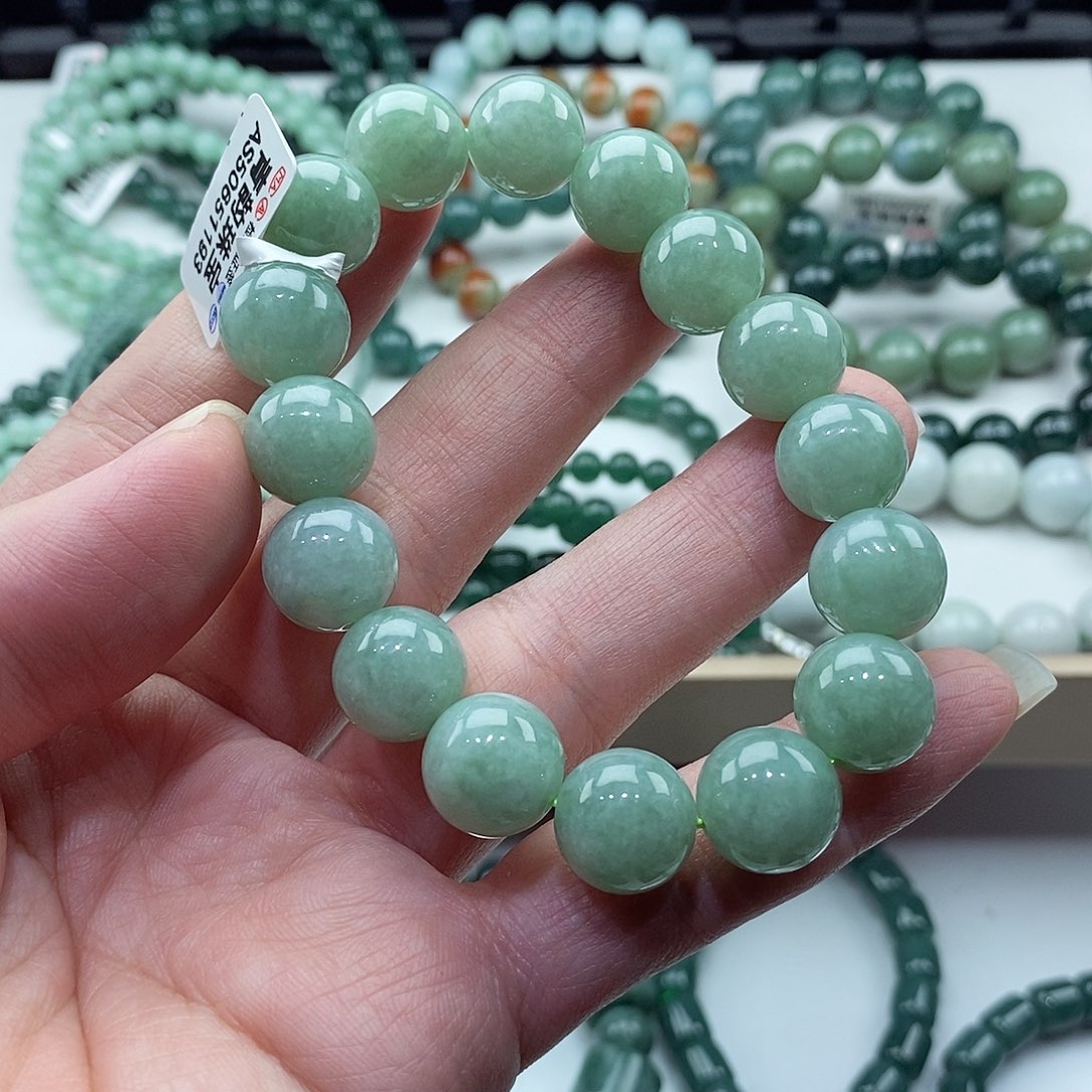 毛衣链未镶嵌翡翠