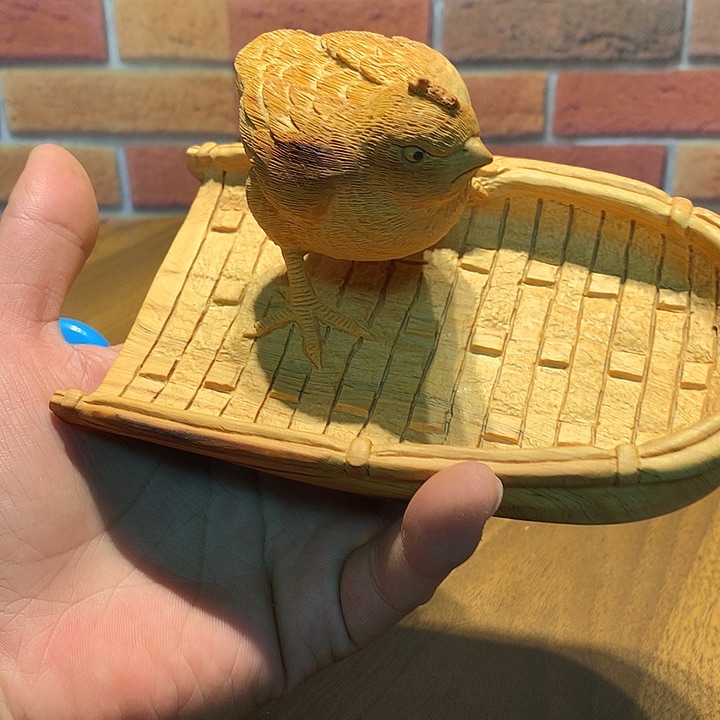 柏木（崖柏）成*小鸟