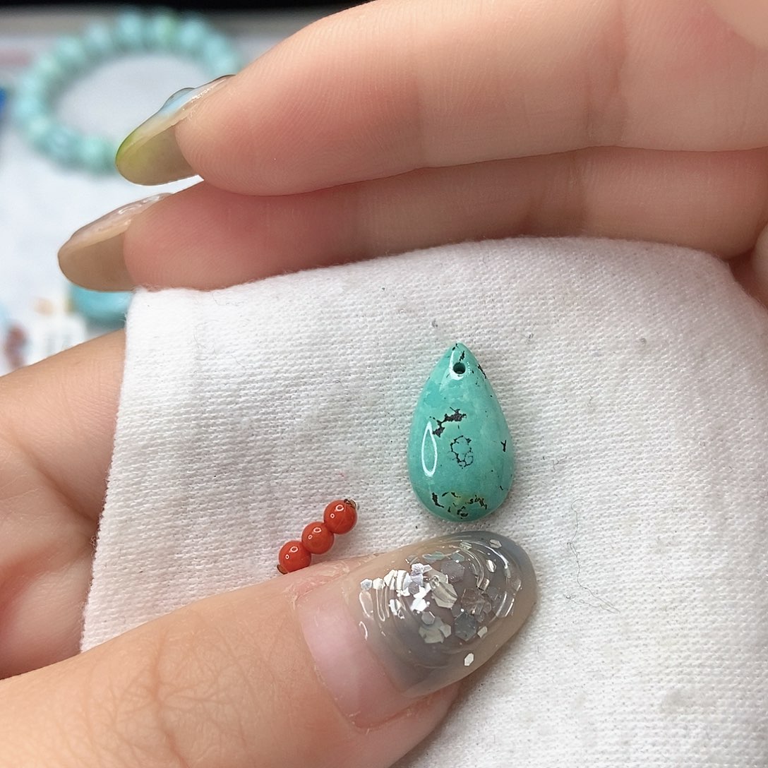 南红玛瑙未镶嵌珠宝奇石