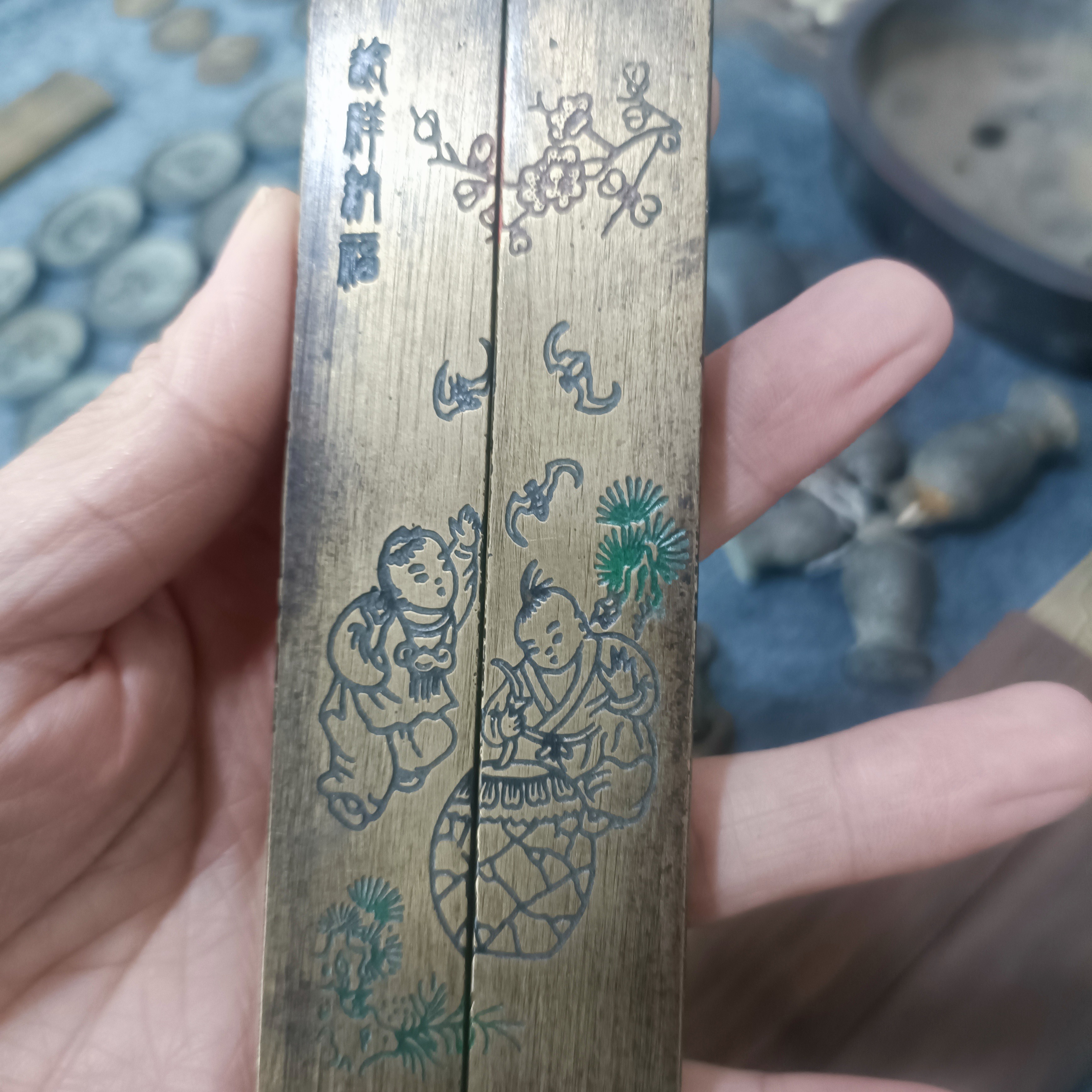 偏远地区不包邮，紫砂摆件一个