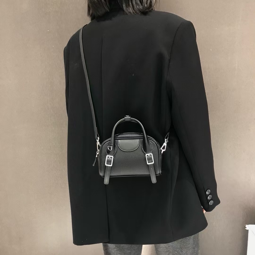 【付款备注编号】高级感菱格单肩包轻奢时尚女士斜挎包女包小众