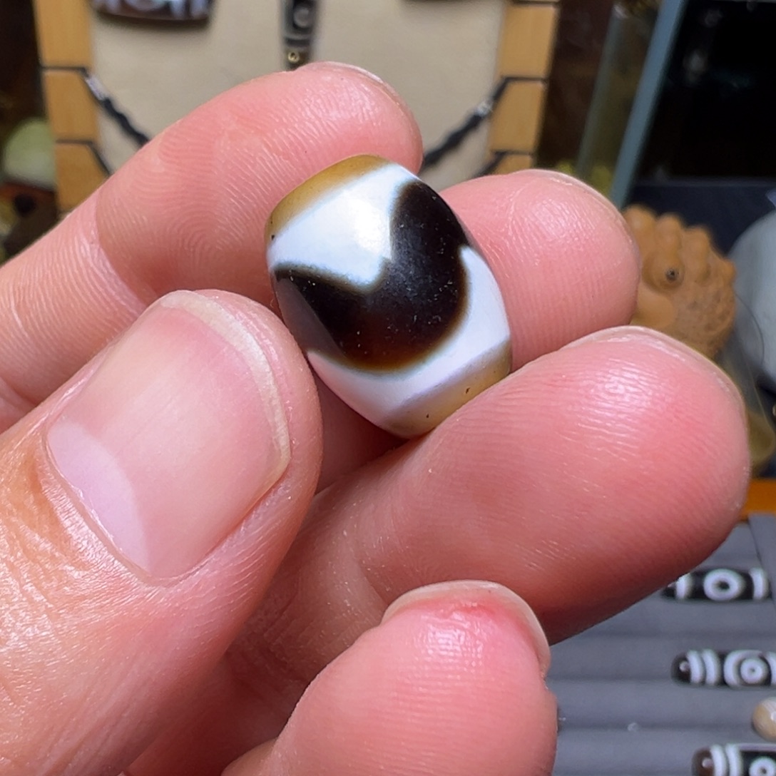 k***k玛瑙/玉髓颈饰未镶嵌