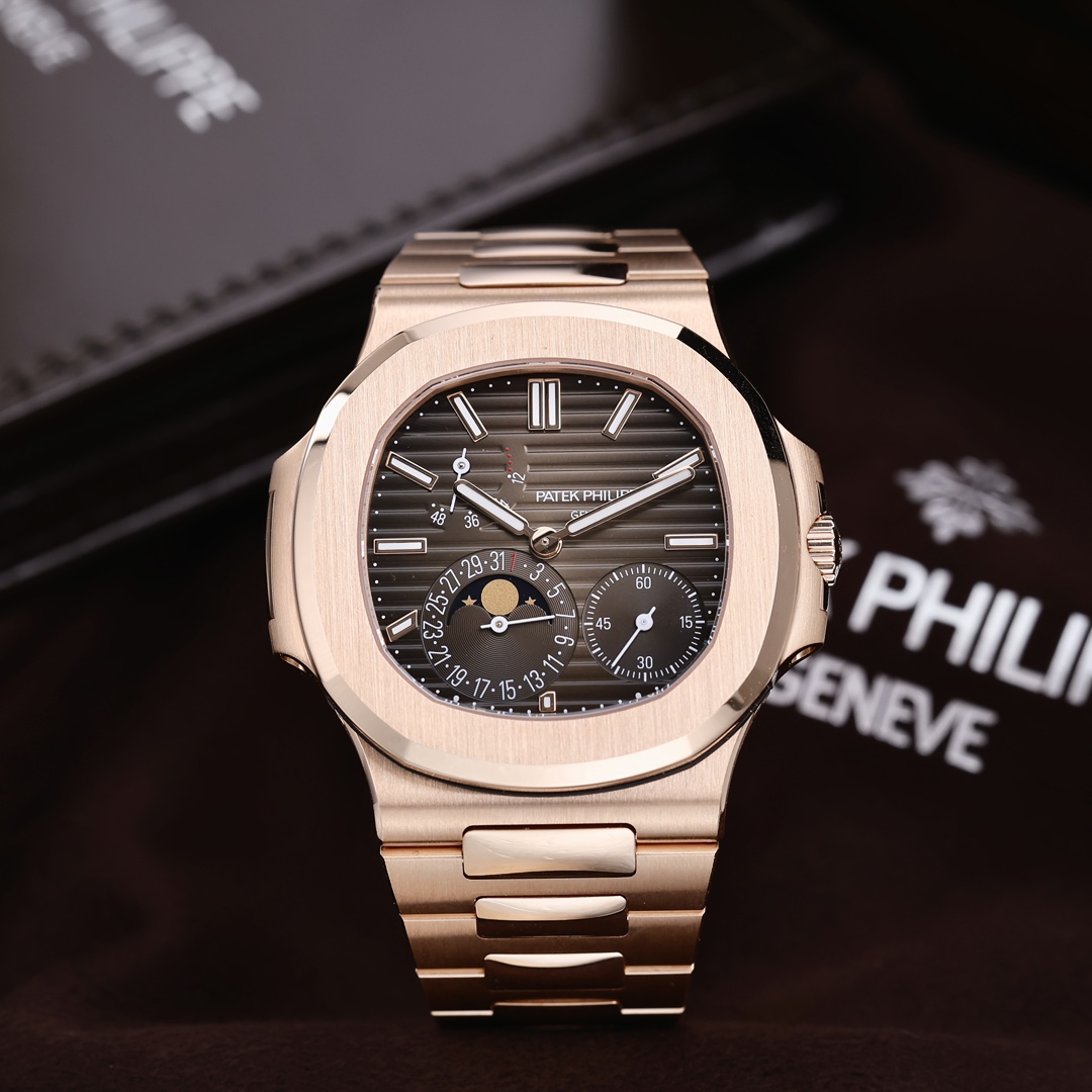 99新 Patek Philippe/百达翡丽 5712R 40mm 2025年8月保卡