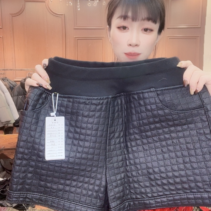 130……140斤皮短裤微瑕
