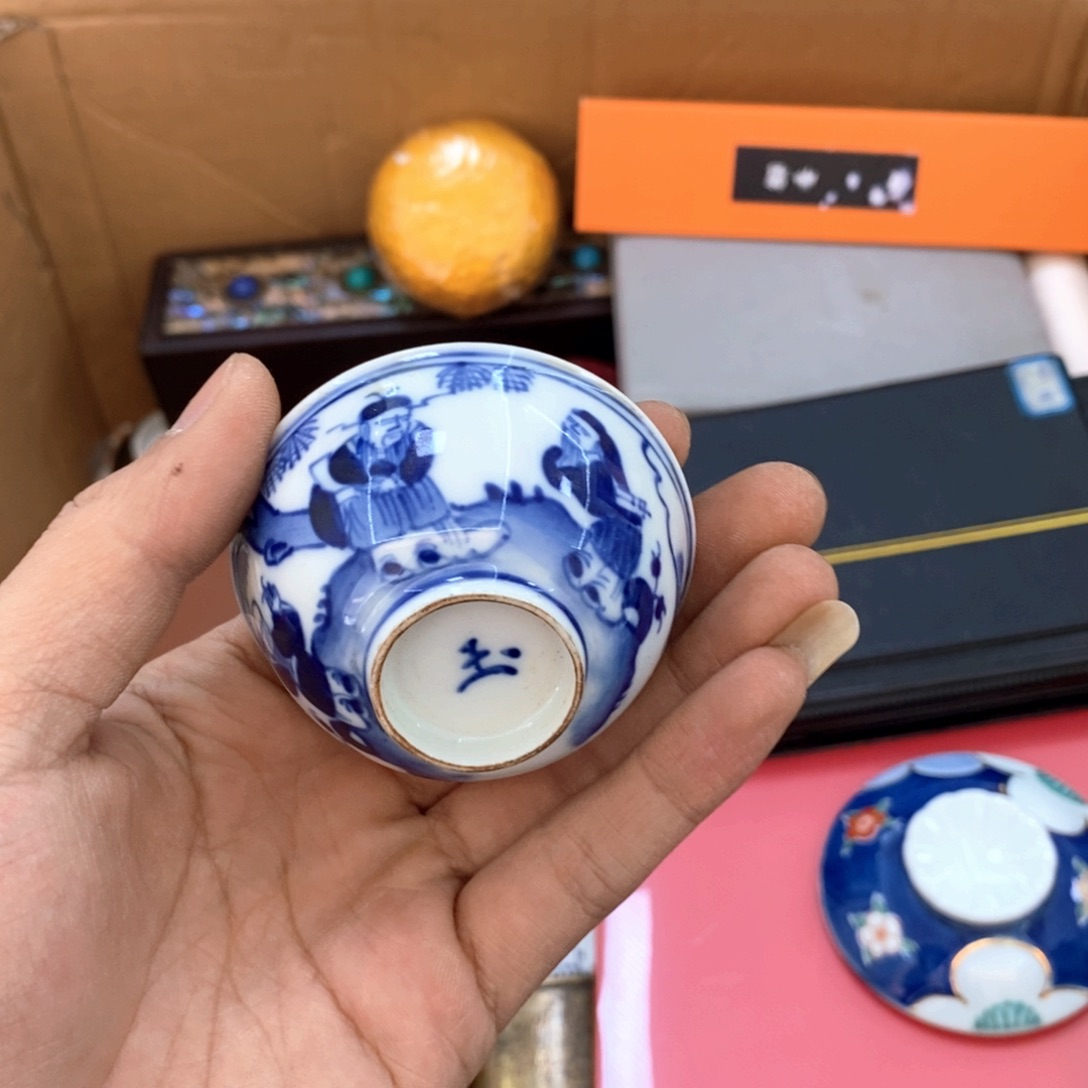 瓷片哈哈哈哈哈哈太