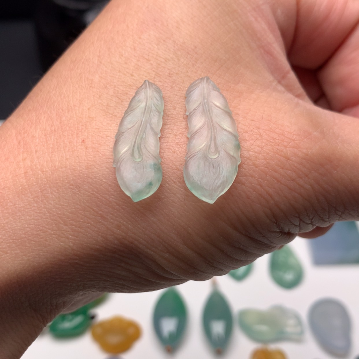 【闪购商品】定制翡翠未镶嵌羽毛一对