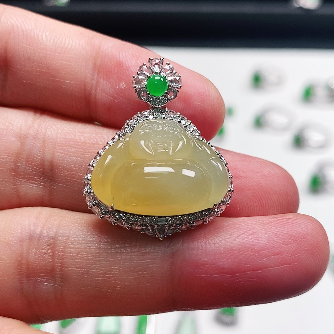 翡翠颈饰18K金镶嵌天然缅甸翡翠A货