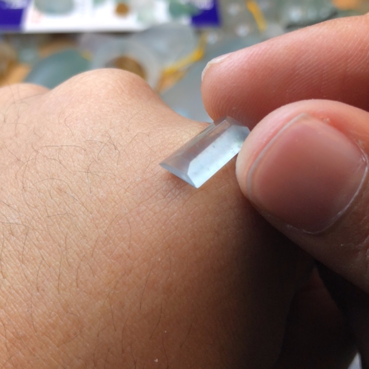 定制翡翠未镶嵌挂件