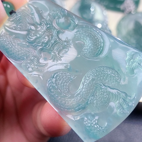 【闪购商品】翡翠颈饰未镶嵌天然翡翠