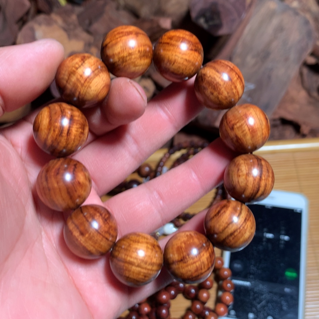 逐***葵黄花梨/降香黄檀手串回血海南黄花梨老料