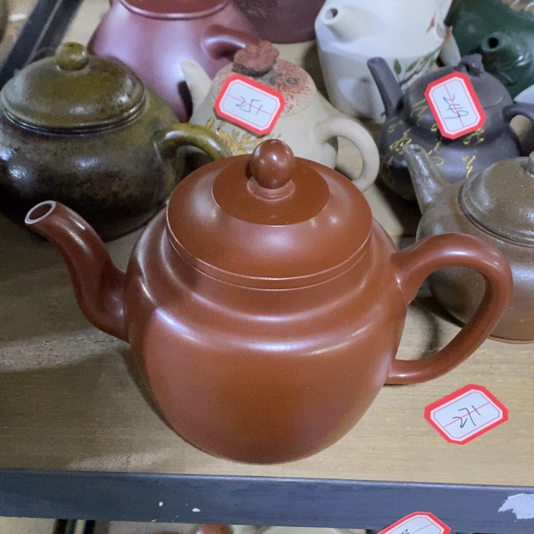 紫砂茶壶白19 折肩宫灯 红皮龙