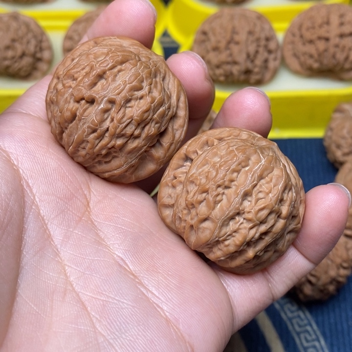 黔***夜文玩核桃全品铁锤38