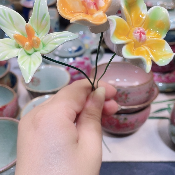 壶陶瓷芥*景德镇陶瓷博物有限公司董事