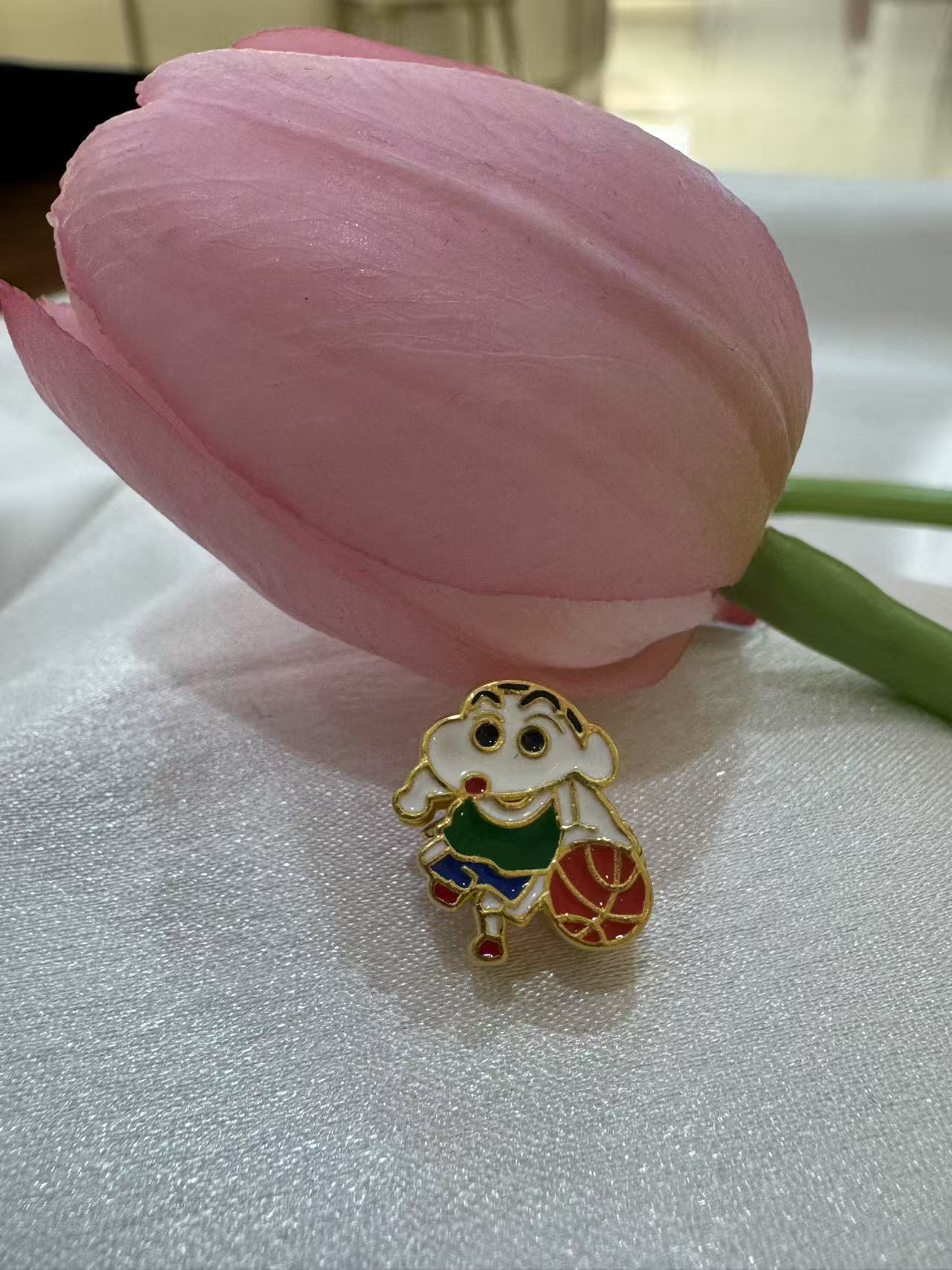 3D足金珐琅彩蜡笔小新吊坠