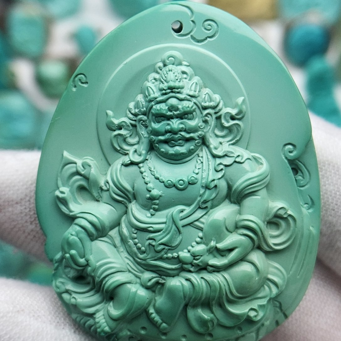 绿松石颈饰未镶嵌