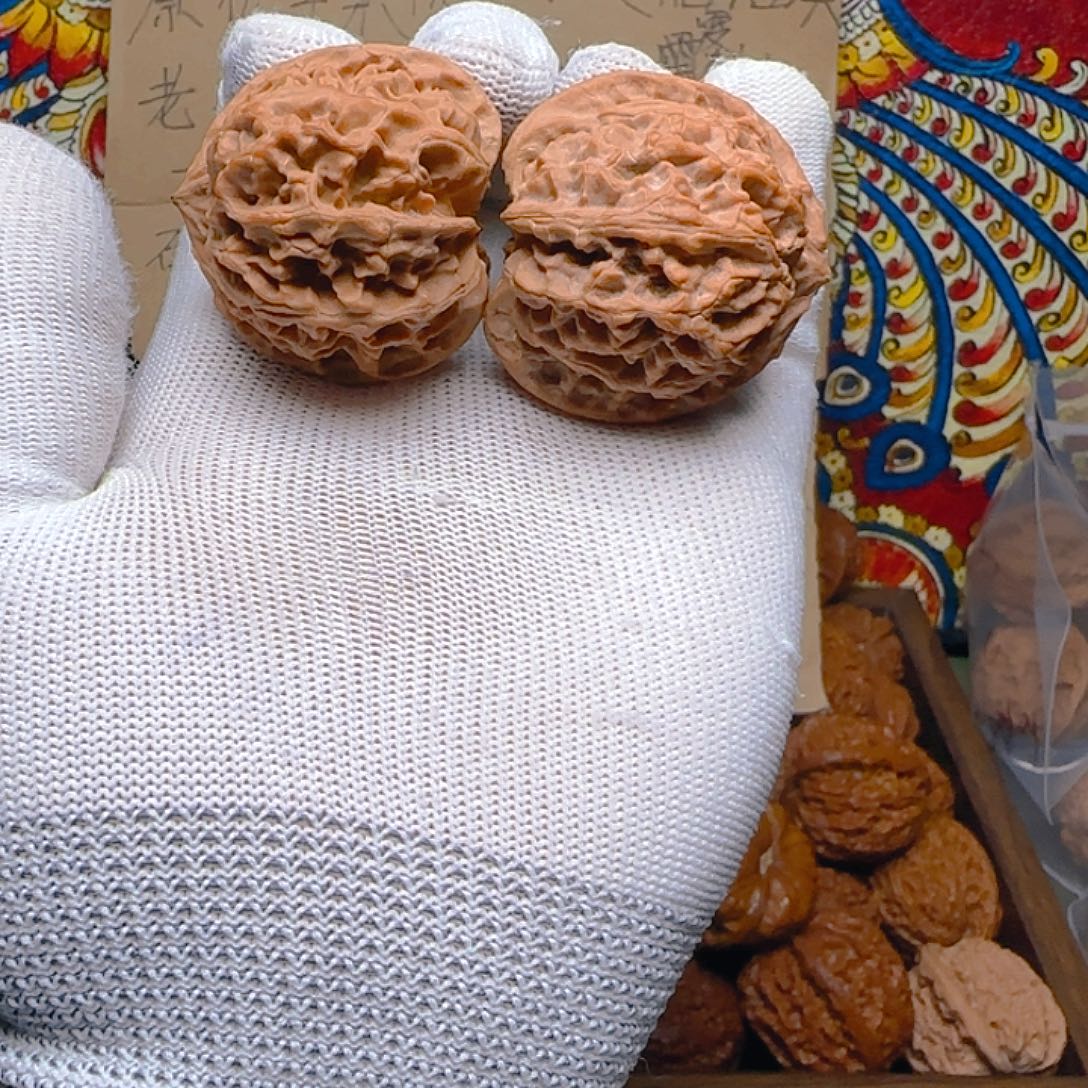 吊坠文玩核桃苹果园