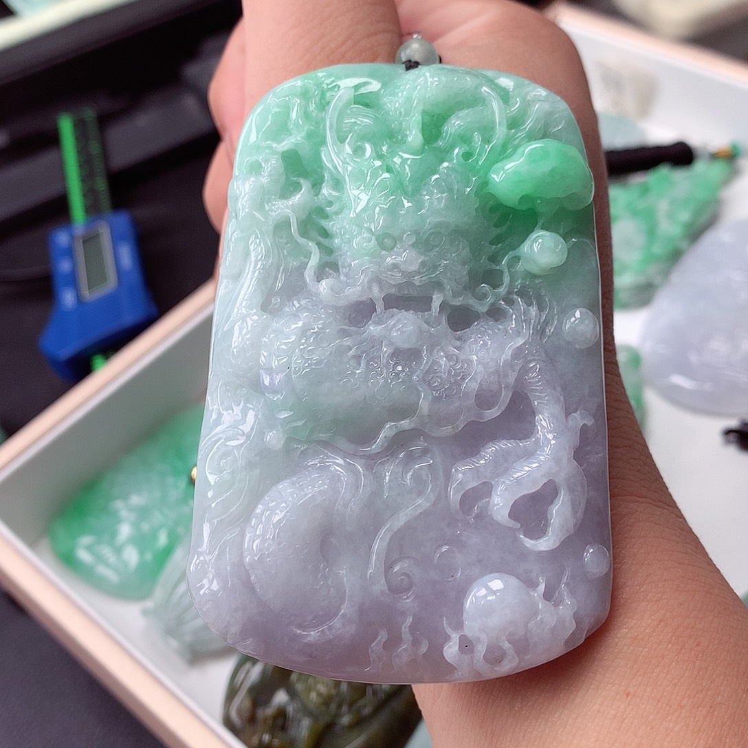 金***哥翡翠未镶嵌吊坠(不含链)