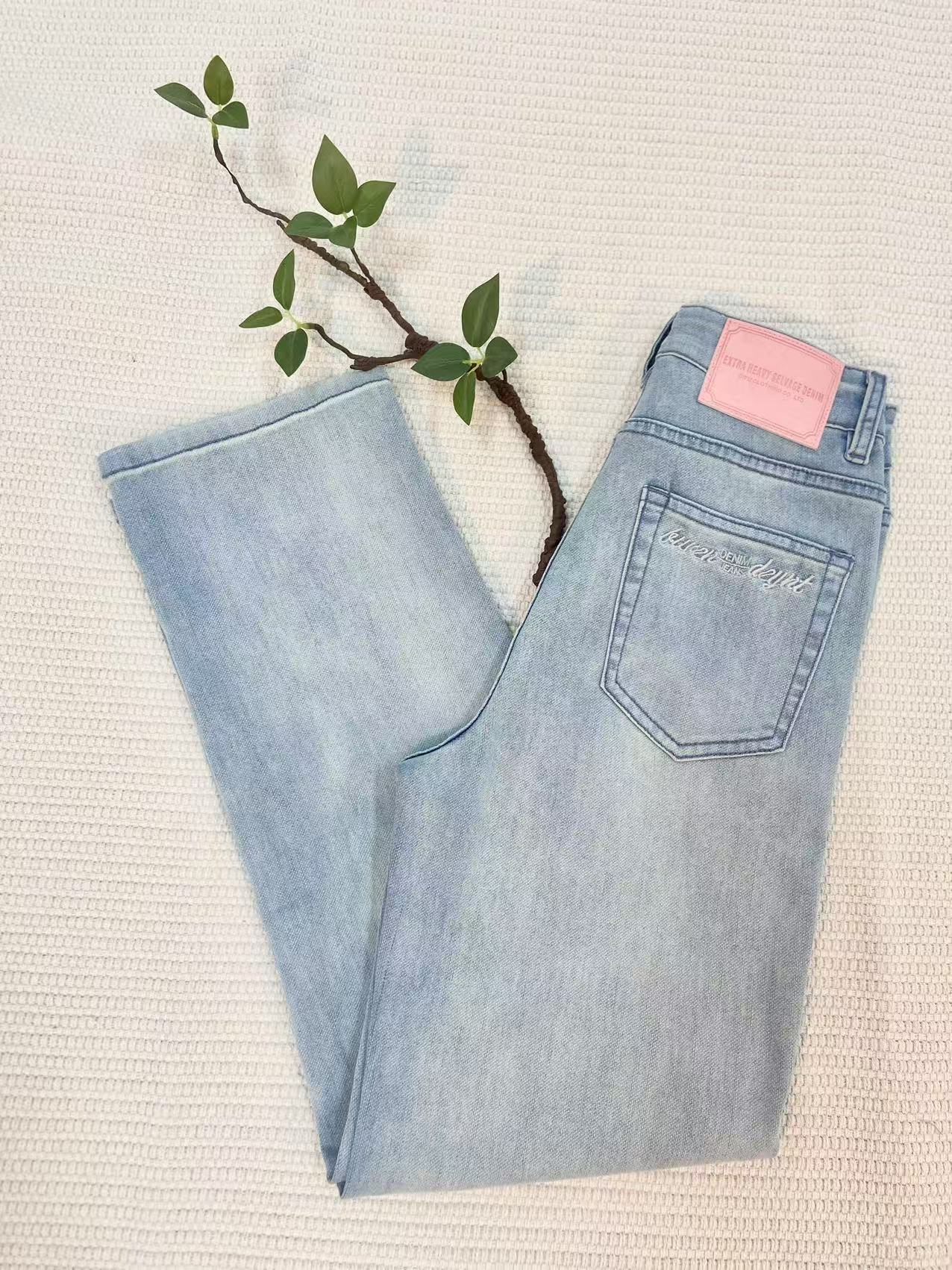 2025秋季厚款新款高腰窄版直筒裤显瘦百搭时尚女士牛仔裤