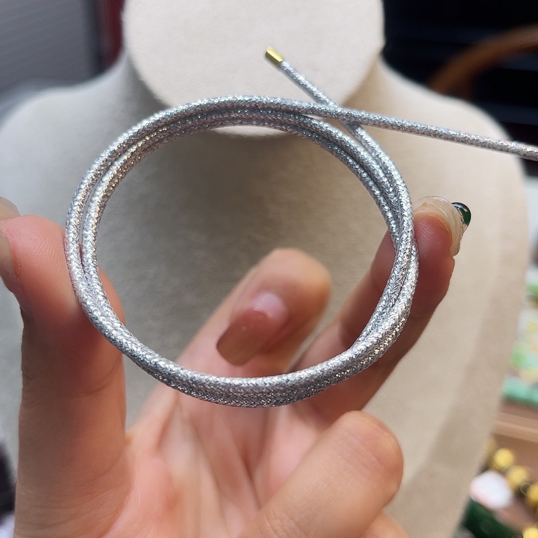 翡翠未镶嵌项链炸