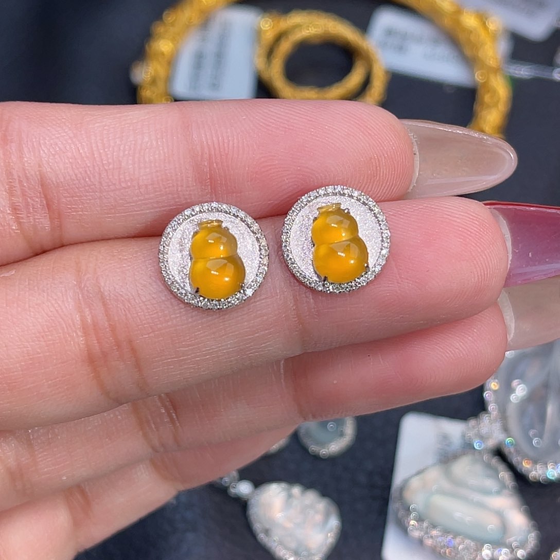 翡翠18K金镶嵌耳饰葫芦