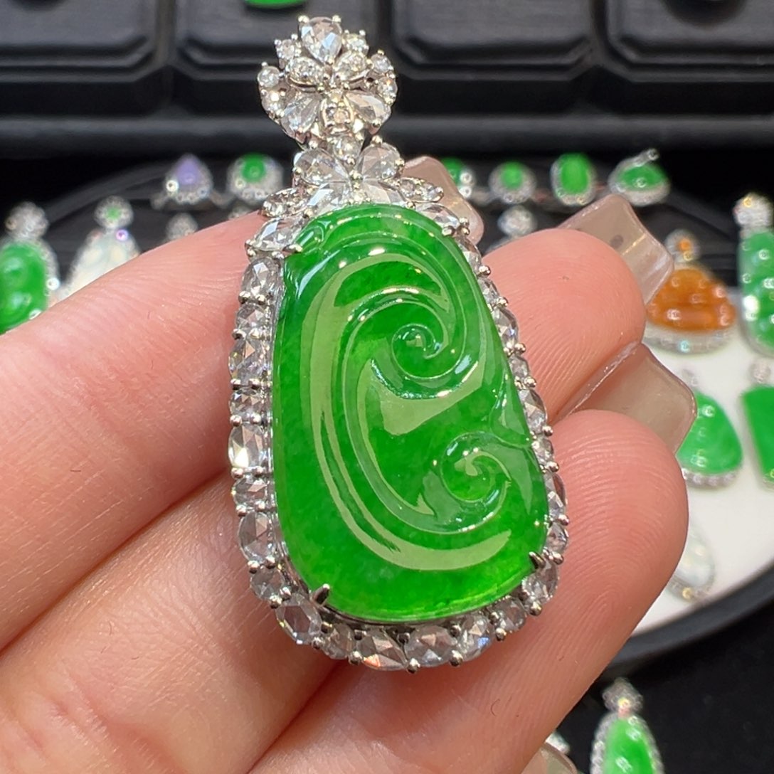 翡翠吊坠(不含链)18K金镶嵌收到货48小时鉴赏期