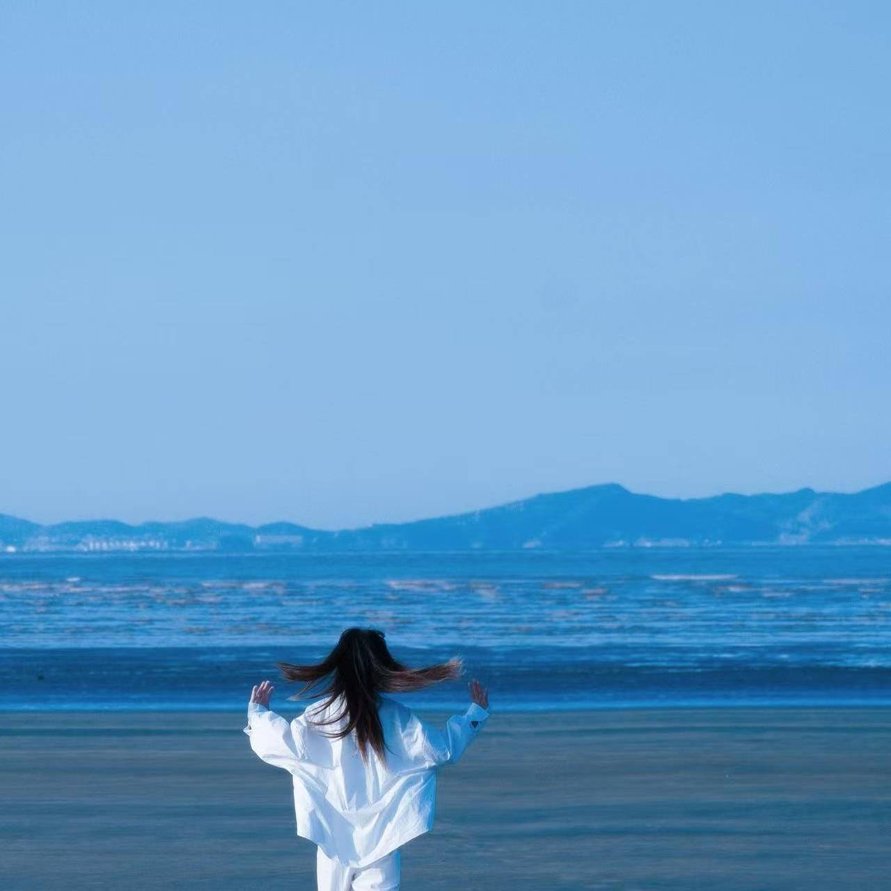 2025秋冬季女生设计师款外套 CCX7X0000212