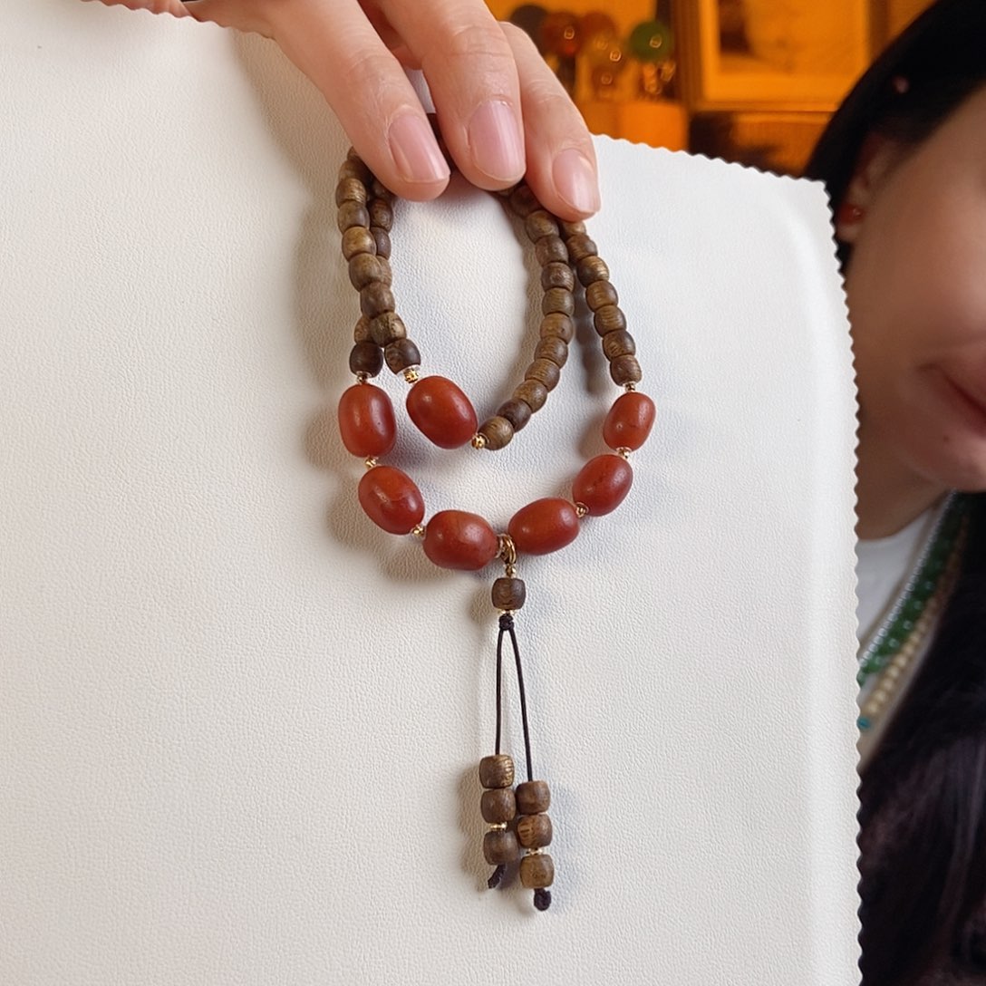 18K金镶嵌手链南红玛瑙