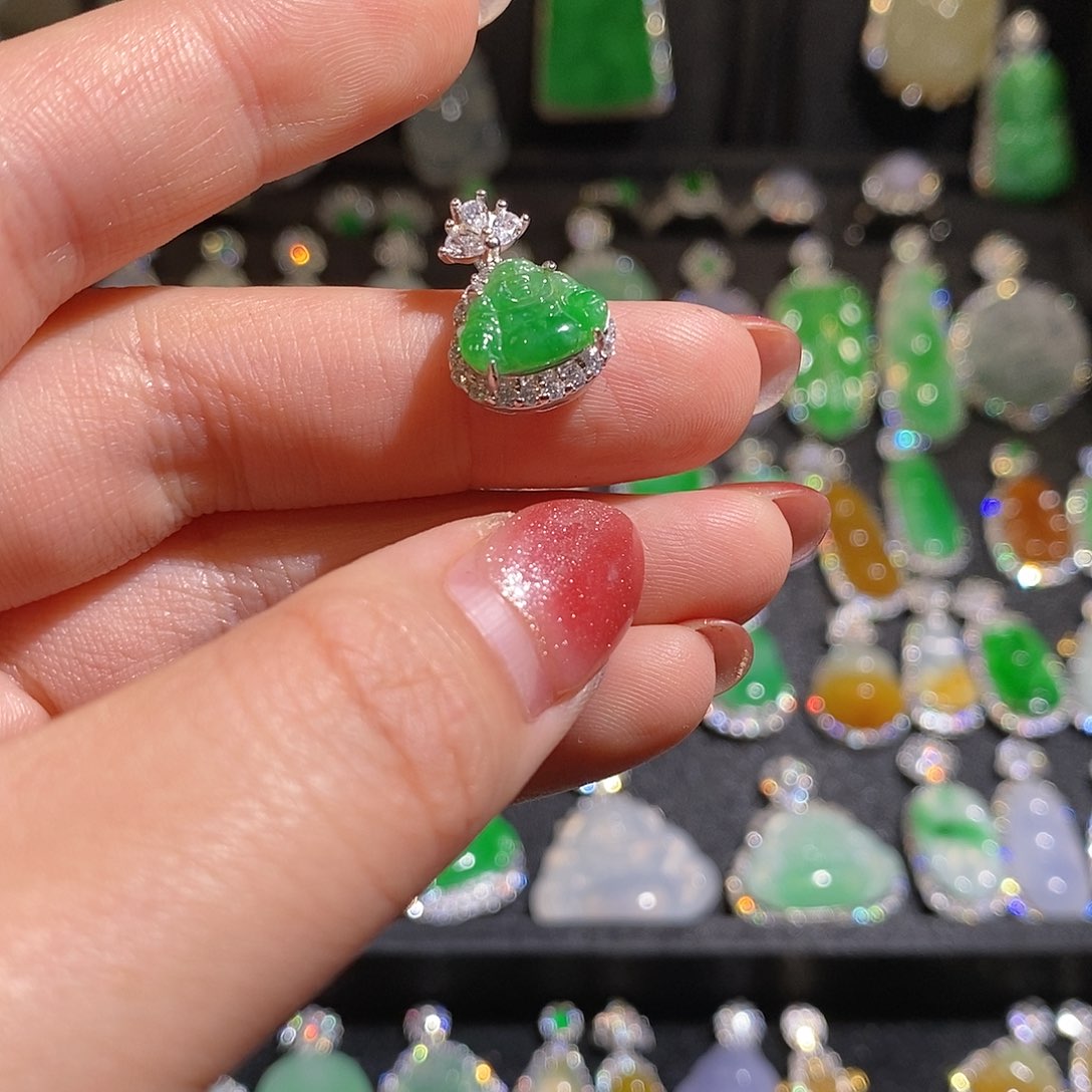 颈饰银S925镶嵌翡翠天然翡翠