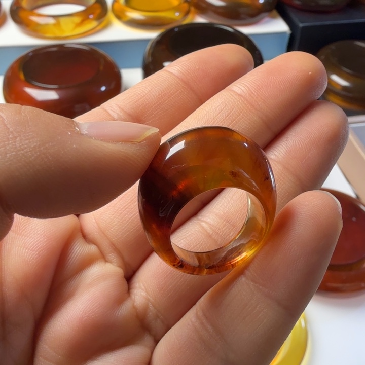 翔***云琥珀未镶嵌手镯戒指